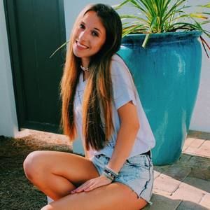 Meet your Posher, Hannah